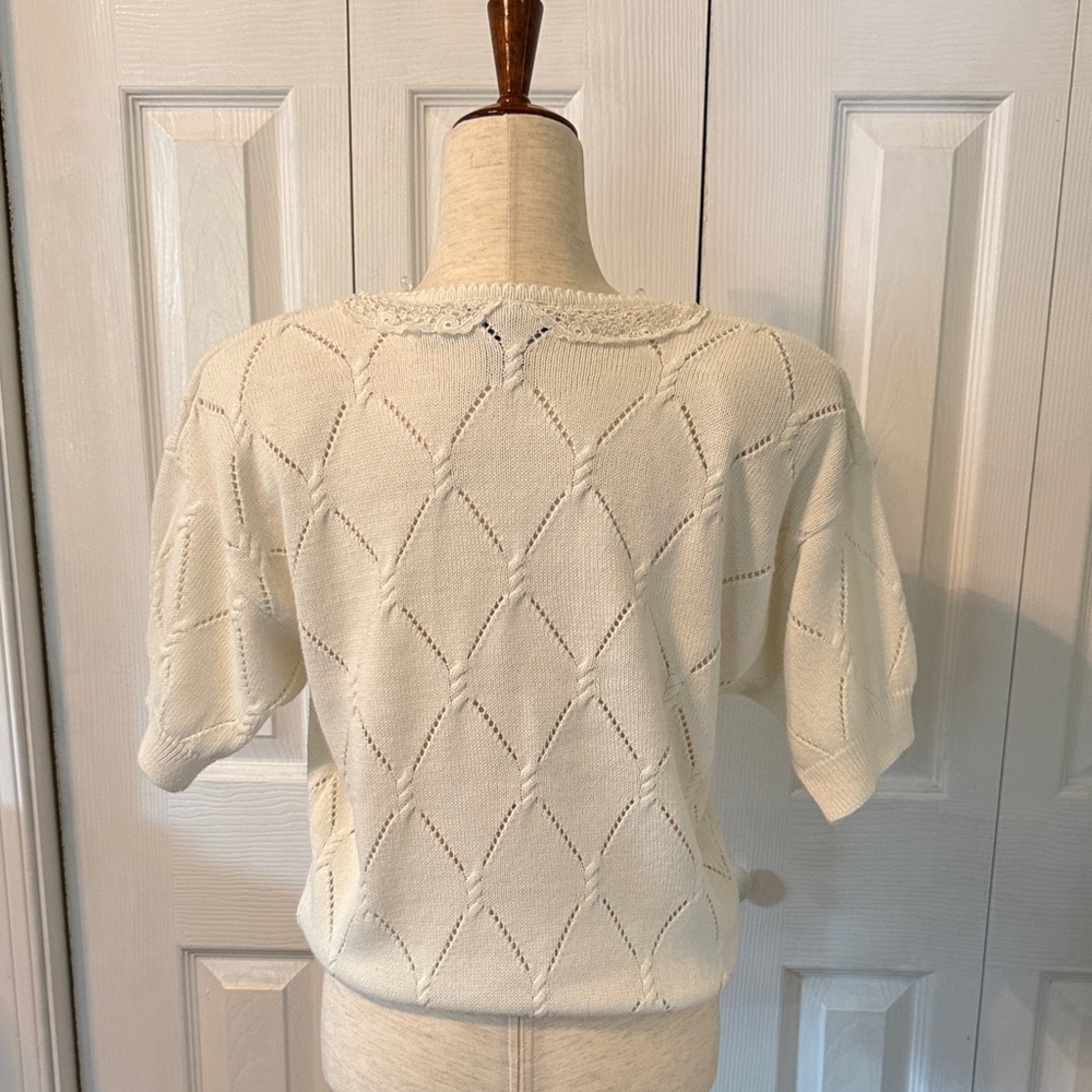 Vintage Knits by Nilani Cream Sweater with Lace Detail Sz M - Picture 3 of 7